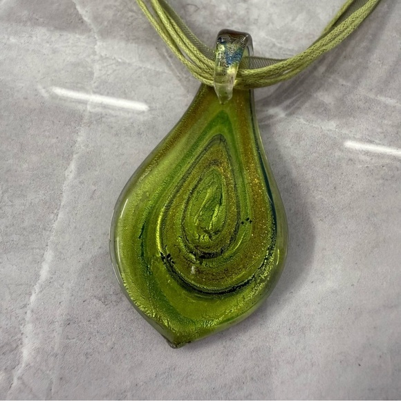 Blown Glass Pendant Teardrop Unique Necklace With Lobster Clasp Closure - Picture 9 of 10
